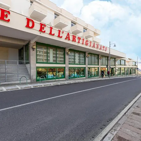 Aria Condizionata E Terrazza Vista Mare Apartman